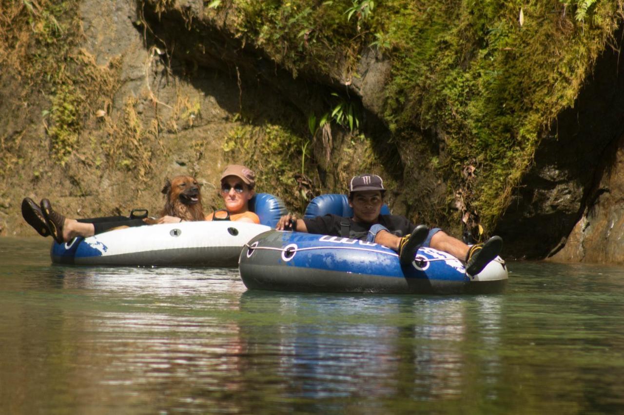 Rio Agujitas Eco Farm Hostel And Tours Drake Bay Zewnętrze zdjęcie